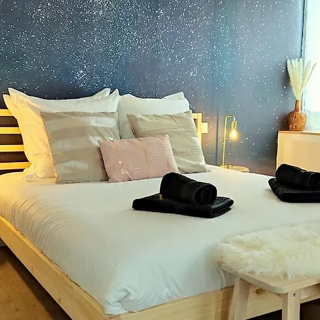 Nouveau*le Bois étoilé*balnéo*massage*détente*wifi*netflix*self-checkin * Venette